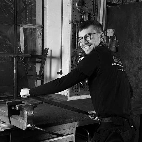 GINZ-Schlosserei-Leistungen-Bild-04_600x600